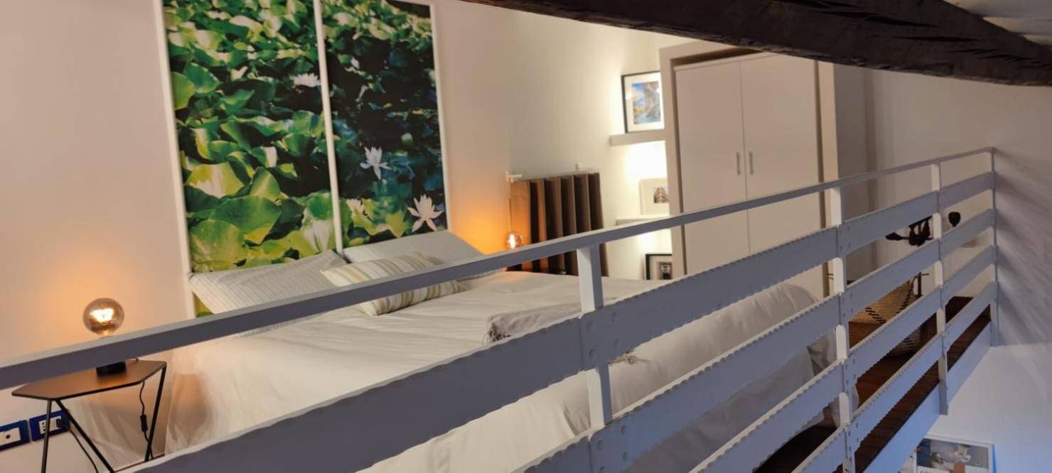 Lavica Di Mezzo Apartments Catania Exteriör bild